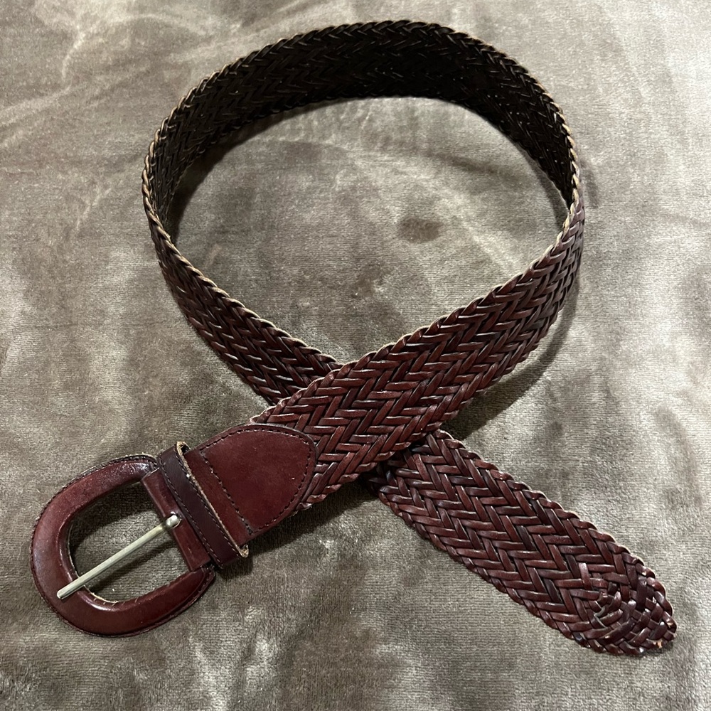 Cognac colored Capezio adjustable leather belt